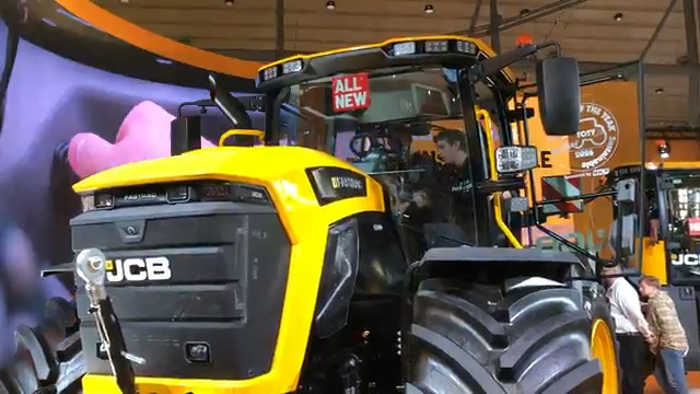 Image for New JCB Fastrac 6000 series tractors come to Agritechnica 2025